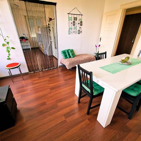Nice Room 4 Minutes From Basel Shared Apartment Saint-Louis  Eksteriør bilde